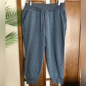 Athleta cropped joggers